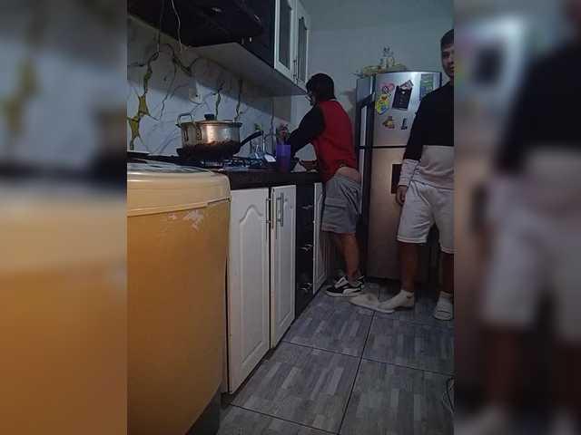 Kingofqueen23 live cam