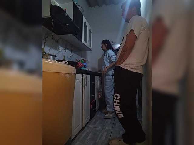 Kingofqueen23's BongaCams show and profile