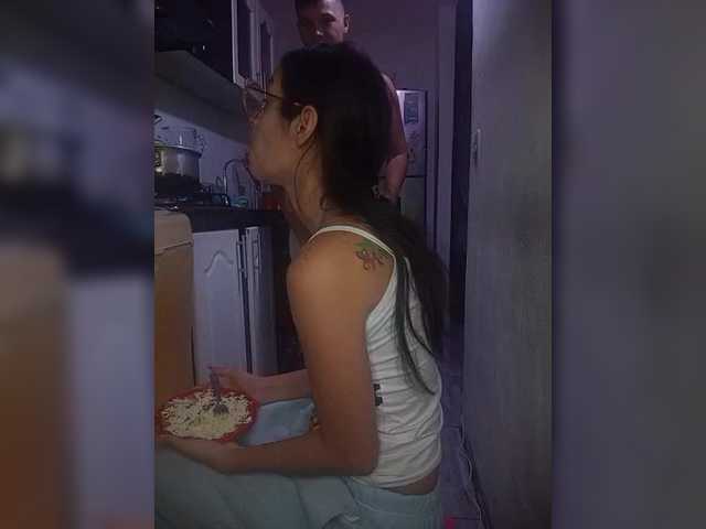 Kingofqueen23's BongaCams show and profile