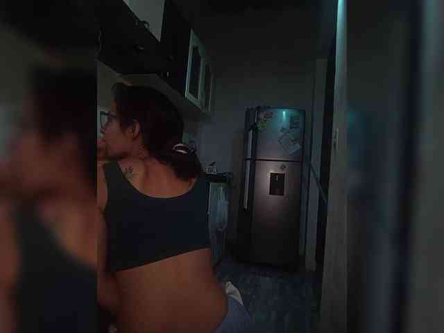 Kingofqueen23