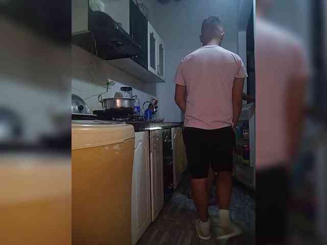 Kingofqueen23 webcam