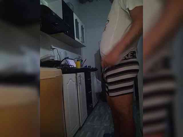 Kingofqueen23 webcam