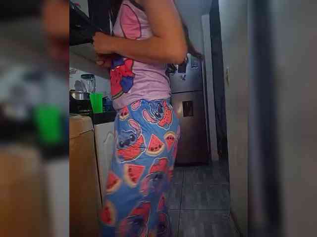 Kingofqueen23 webcam