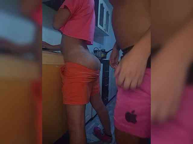Kingofqueen23 webcam