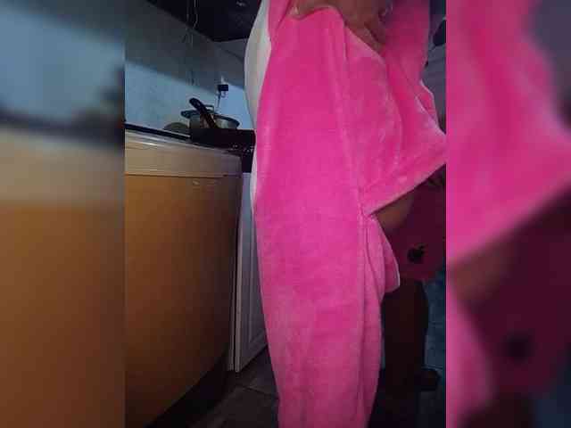 Kingofqueen23 webcam