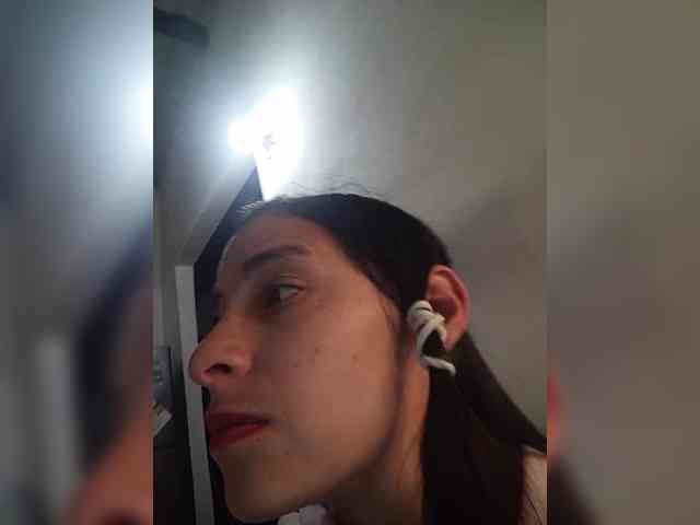 Kingofqueen23 webcam