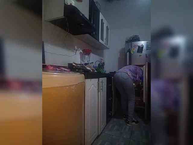 Kingofqueen23 webcam