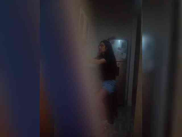 Kingofqueen23 webcam