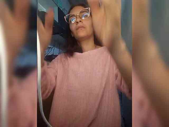 Kingofqueen23 webcam