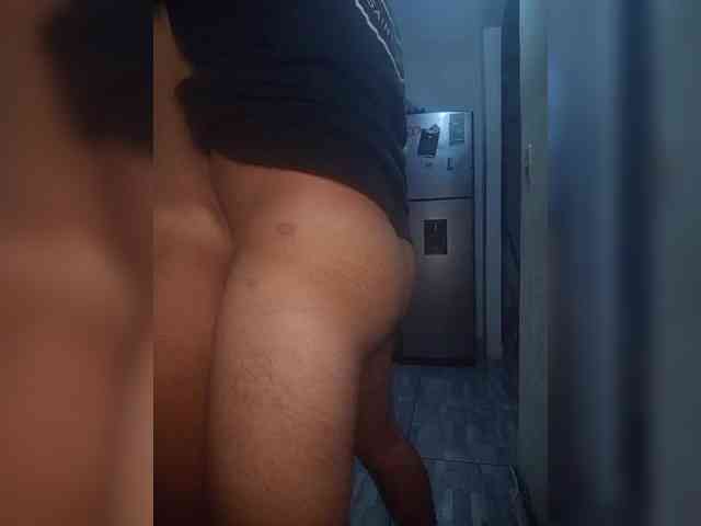 Kingofqueen23 webcam