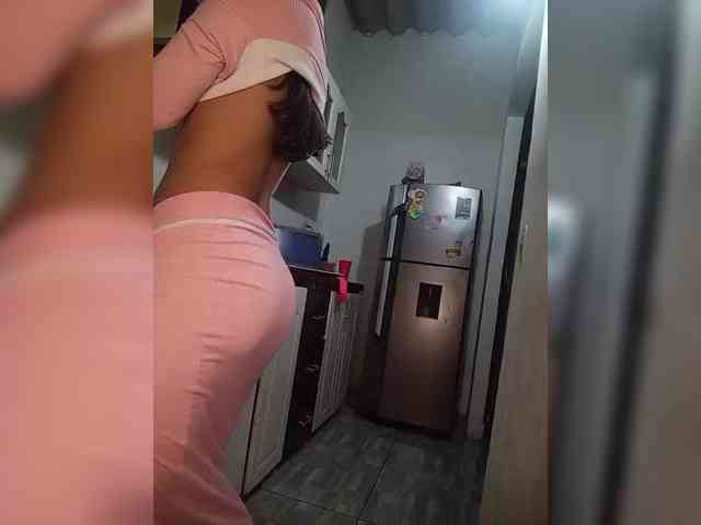 Kingofqueen23 webcam