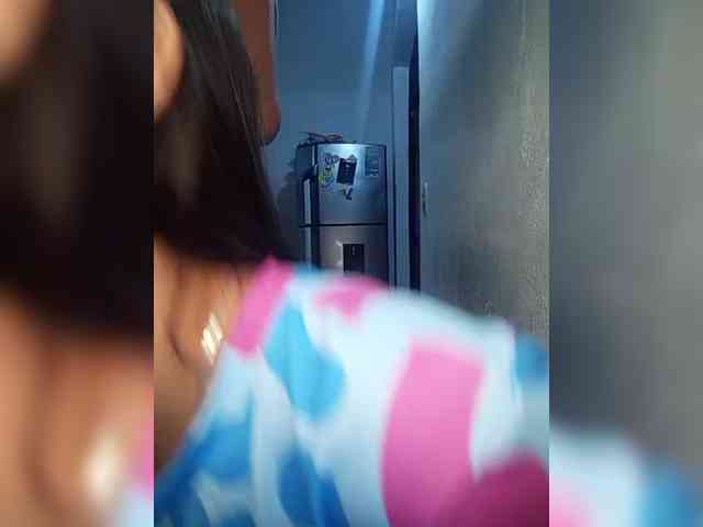 Kingofqueen23 webcam