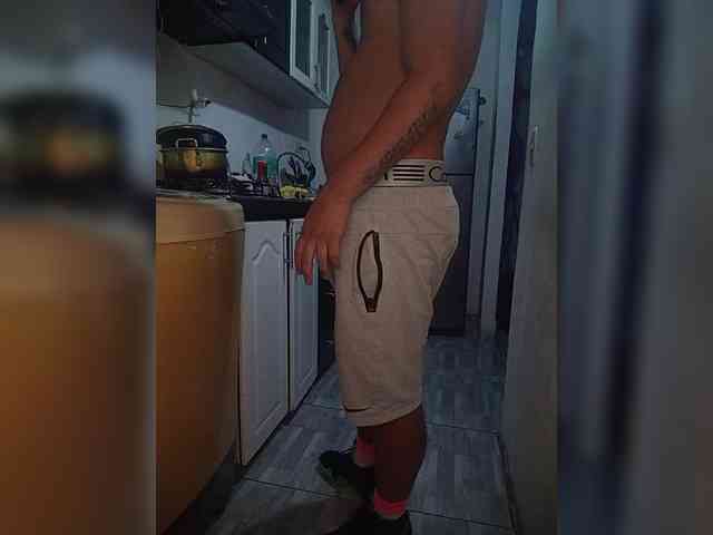 Kingofqueen23 webcam