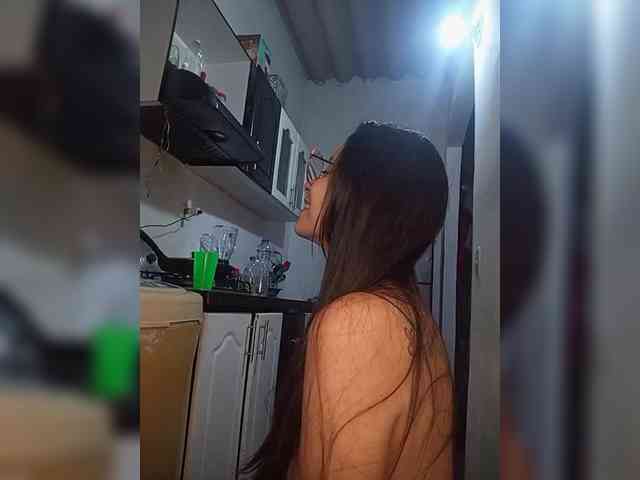 Kingofqueen23 webcam