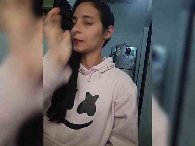 Kingofqueen23 webcam