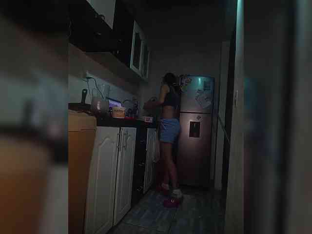 Kingofqueen23 webcam