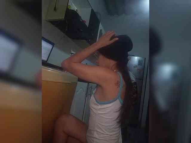 Kingofqueen23 webcam