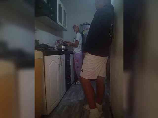 Kingofqueen23 webcam