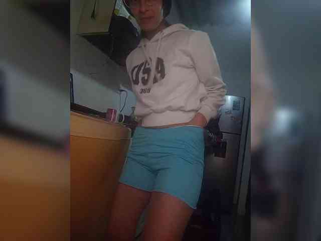 Kingofqueen23 webcam
