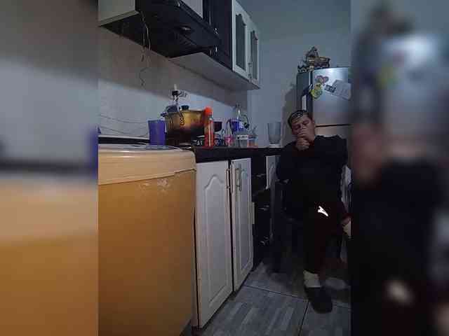 Kingofqueen23 webcam