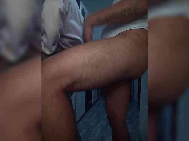 Kingofqueen23 webcam