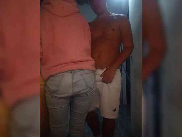 Kingofqueen23 webcam