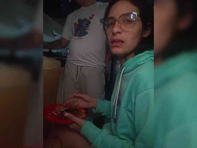Kingofqueen23 webcam