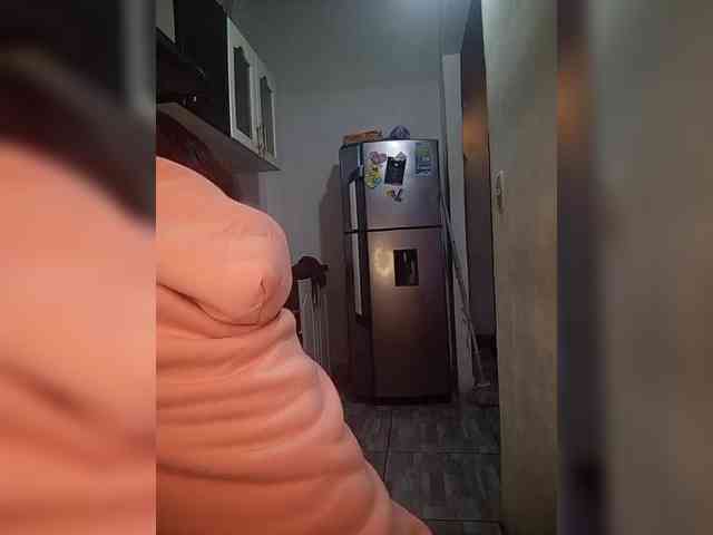 Kingofqueen23 webcam