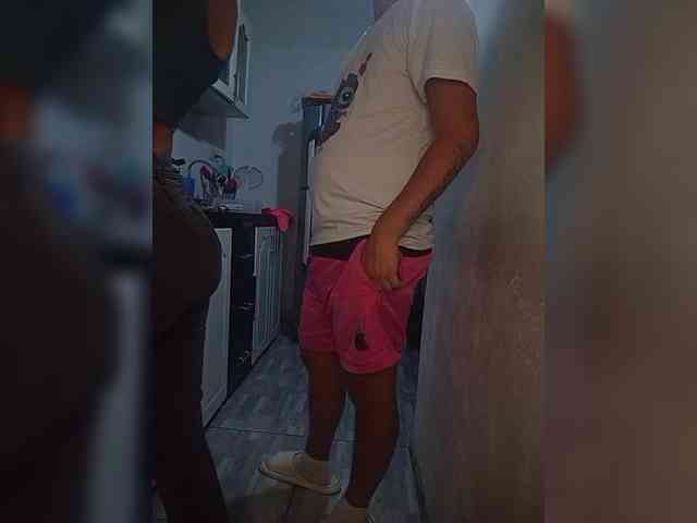 Kingofqueen23 webcam