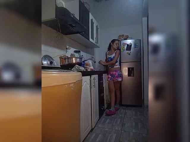 Kingofqueen23 webcam