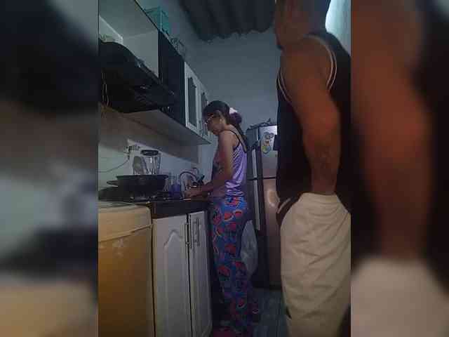 Kingofqueen23 webcam