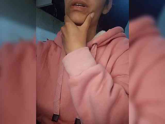 Kingofqueen23 webcam