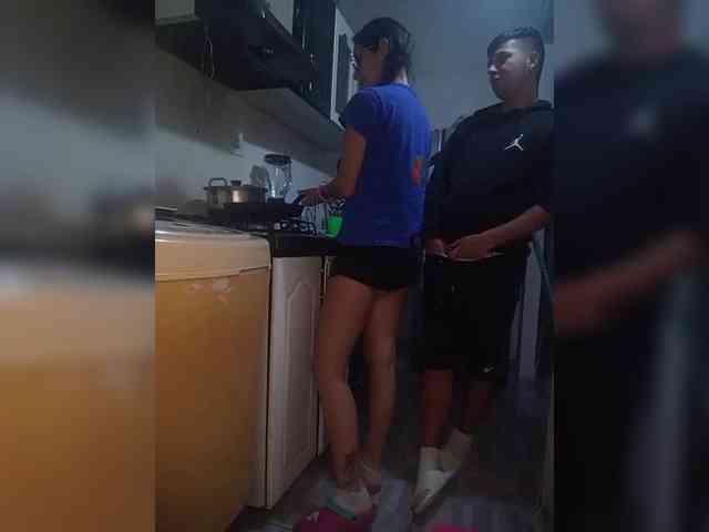 Kingofqueen23 webcam