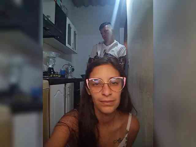 Kingofqueen23 webcam