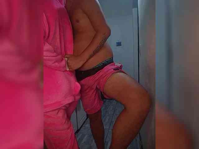 Kingofqueen23 webcam