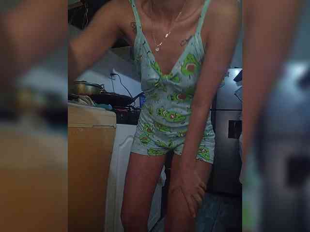 Kingofqueen23 webcam