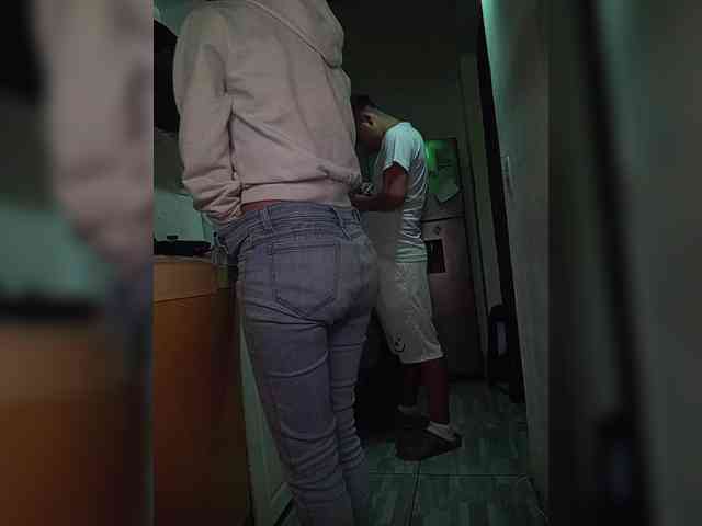 Kingofqueen23 webcam