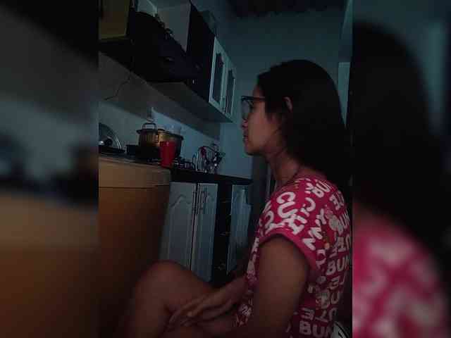 Kingofqueen23 webcam