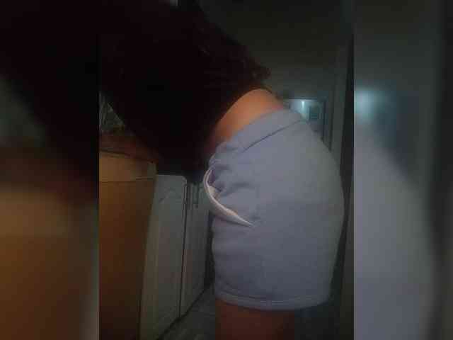 Kingofqueen23 webcam