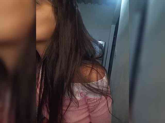 Kingofqueen23 webcam