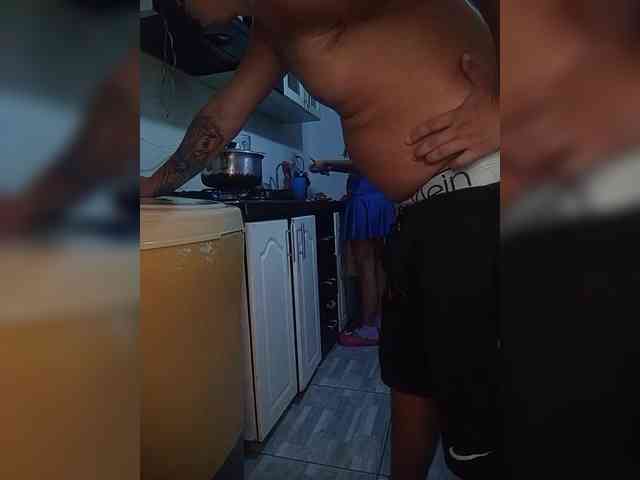 Kingofqueen23 webcam