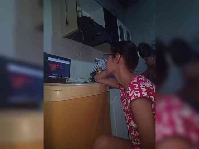 Kingofqueen23 webcam