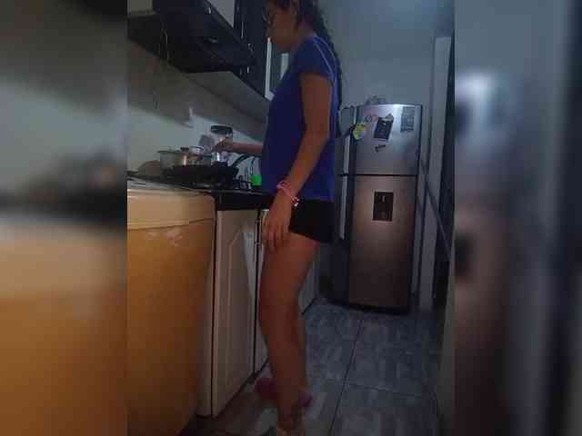 Kingofqueen23 webcam