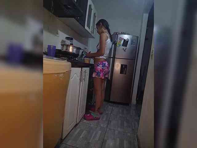 Kingofqueen23 webcam