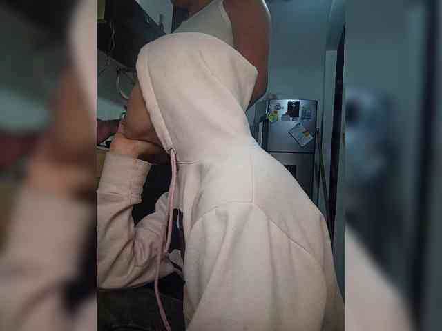 Kingofqueen23 webcam
