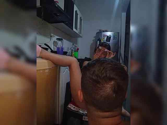 Kingofqueen23 webcam