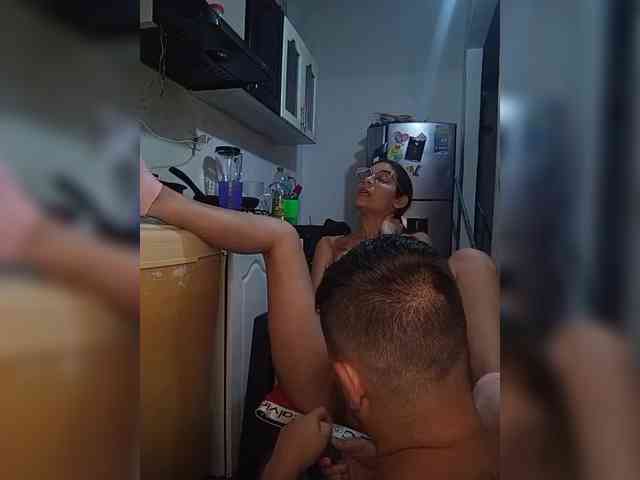 Kingofqueen23 webcam