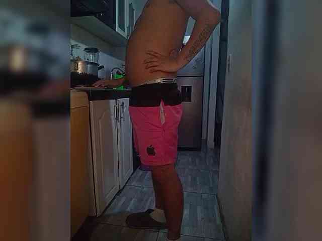 Kingofqueen23 webcam