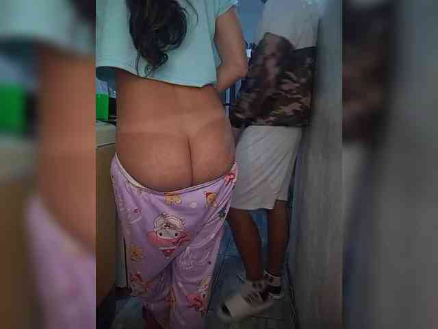 Kingofqueen23 webcam