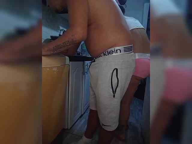 Kingofqueen23 webcam